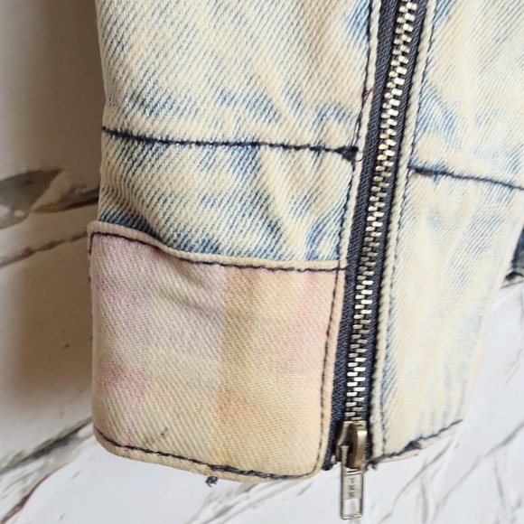 Some Days Lovin Shaggy Faux Fur Bleach Denim Jacket - Picture 7 of 9